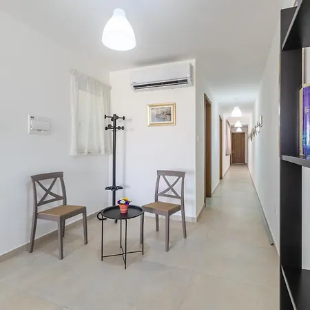 Brand New Modern Bugibba 3bdr 2 Bth *