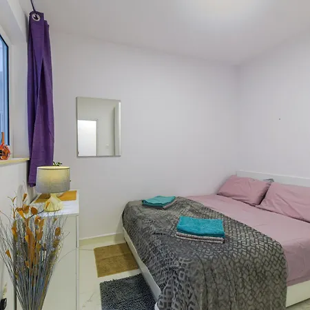 Brand New Modern Bugibba 3bdr 2 Bth Σεντ Πόλς Μπέι