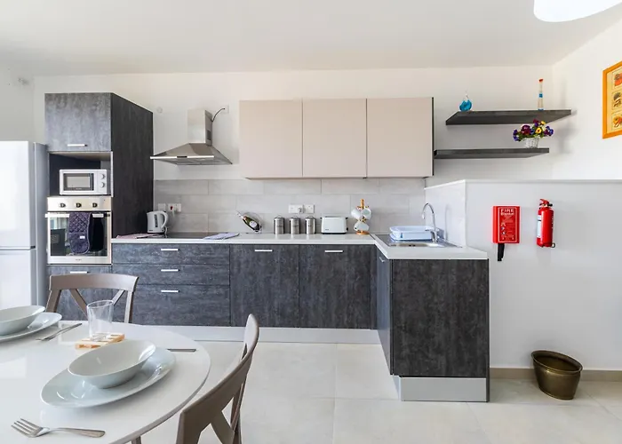 Appartement Brand New Modern Bugibba 3bdr 2 Bth *